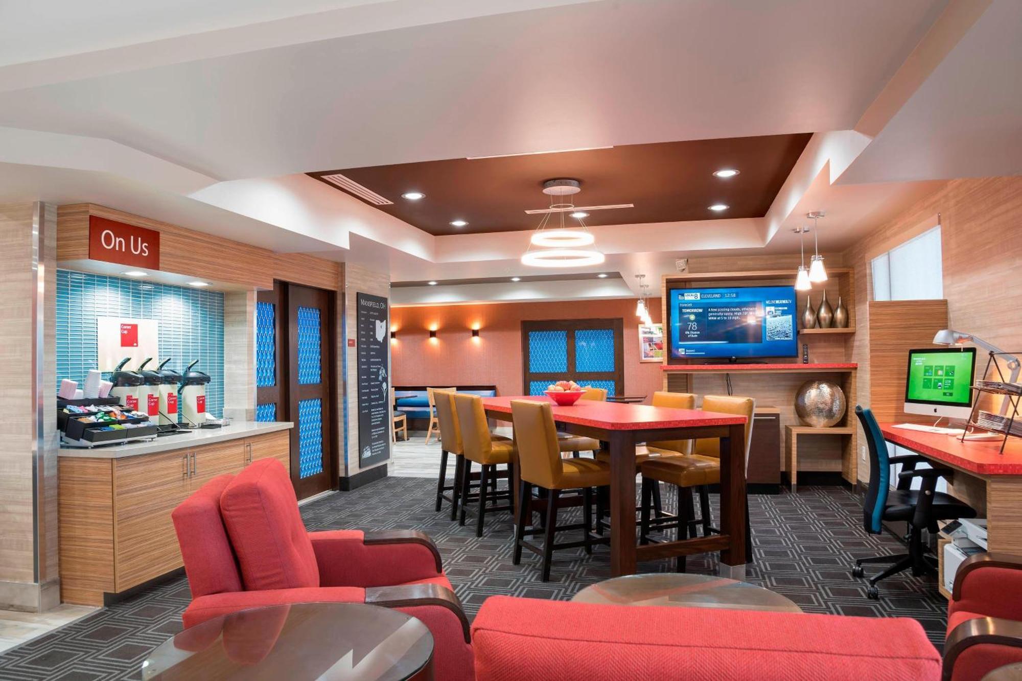 Towneplace Suites By Marriott Ontario-Mansfield Exterior foto